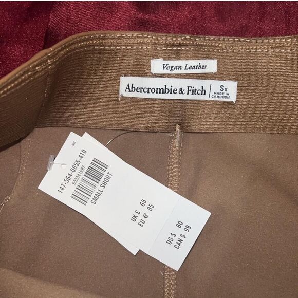 NEW WITH TAGS Abercrombie & fitch Faux Leather Pants - Picture 3 of 4
